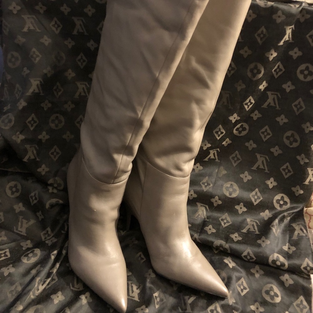 Kendel & Kylie knee high boots